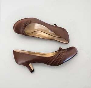 Steve Madden Brown Leather Ruched Kitten Heel Pumps Women's Size 8.5